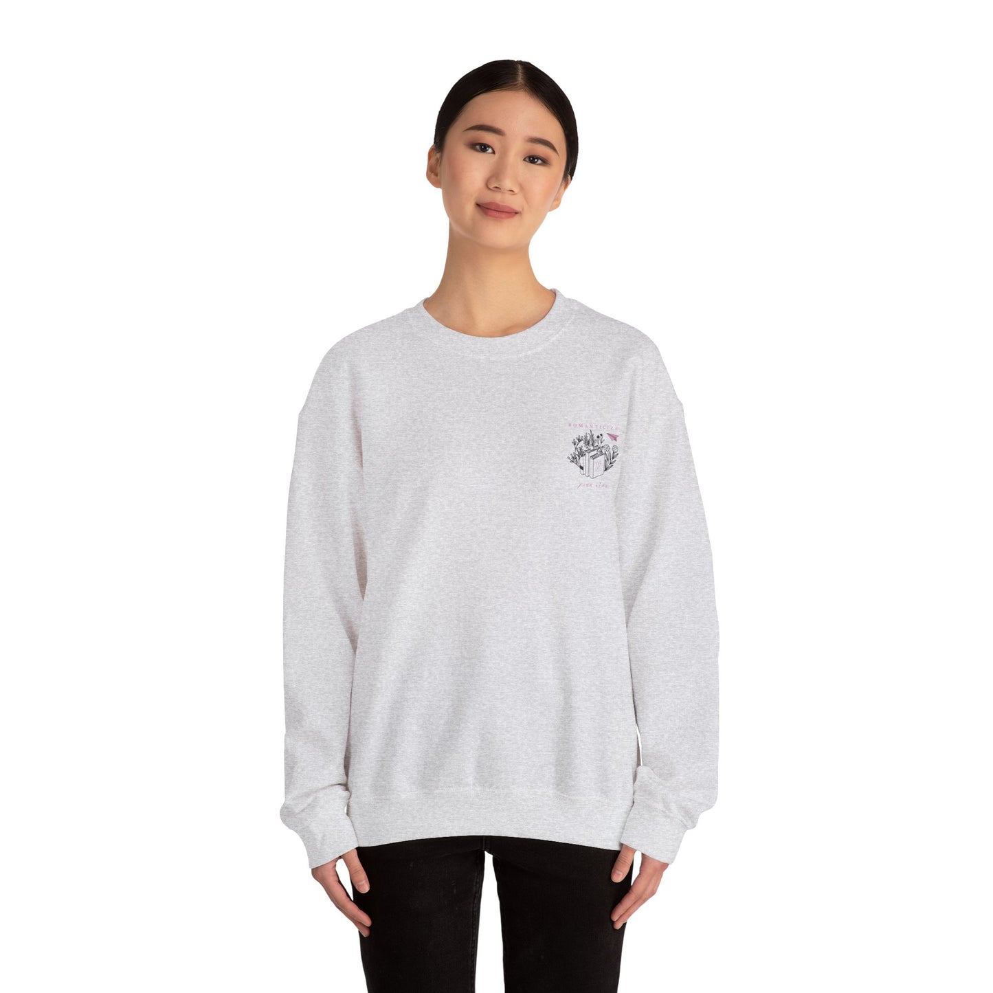 Sweatshirt „Romanticize Your Life“ – für Buchliebhaber & Träume