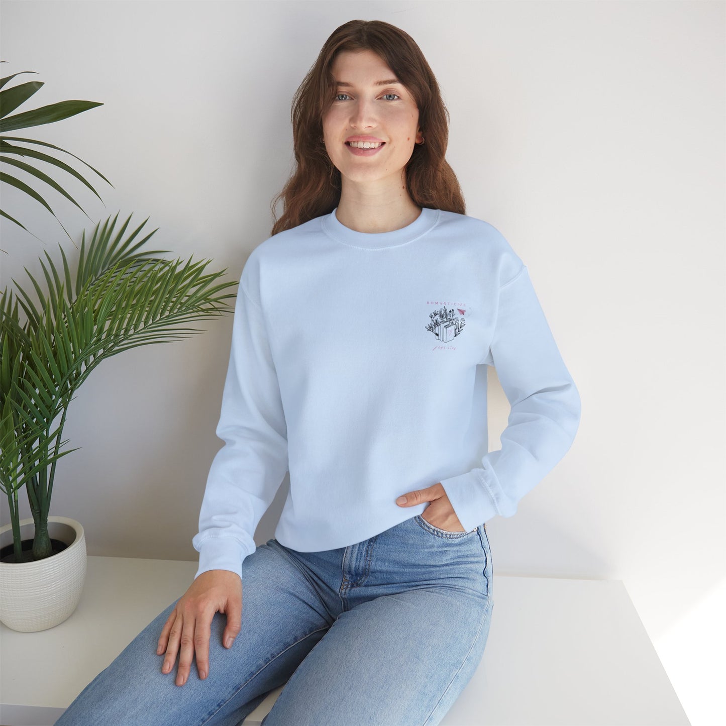 Sweatshirt „Romanticize Your Life“ – für Buchliebhaber & Träume