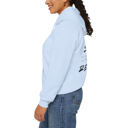Inspirierender Kapuzenpullover – „She Wrote Her Own Story“