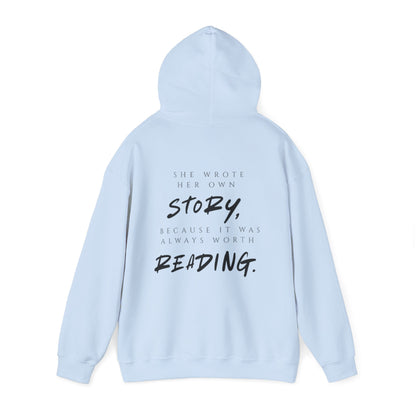 Inspirierender Kapuzenpullover – „She Wrote Her Own Story“